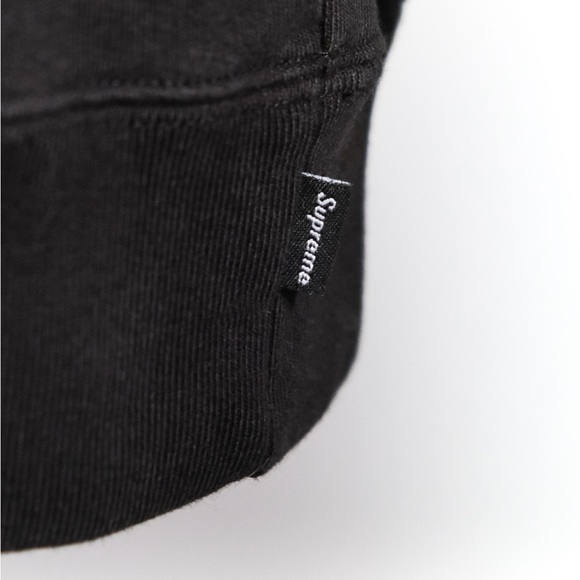 COPY - SUPREME Authentic Black Hoodie with Silver Metallic Logo Sleeves • M - Picture 9 of 10